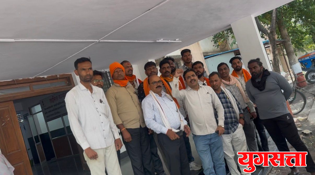 हिंगणघाट येथे विश्व हिंदू परिषद व बजरंग दलाच्या वतीने अवैध गोवंश हत्या बाबत मुख्यमंत्र्यांना निवेदन*